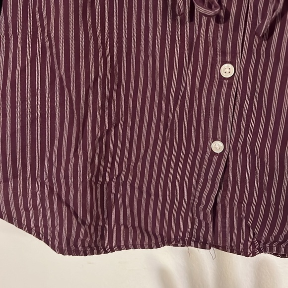 Merona wine/white stripe blouse. Drawstring waist. Convertible sleeve - Picture 5 of 10